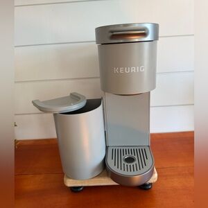 Keurig K-Mini Single Serve K-Cup Pod Coffee Maker